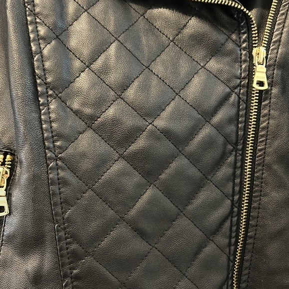 Jacket - Picture 2 of 5